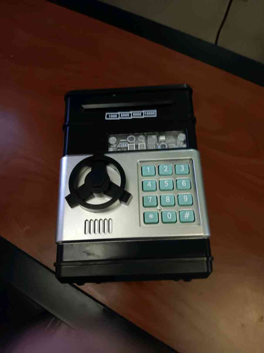 its a safe - Tucson, Arizona - FleaMarketBay