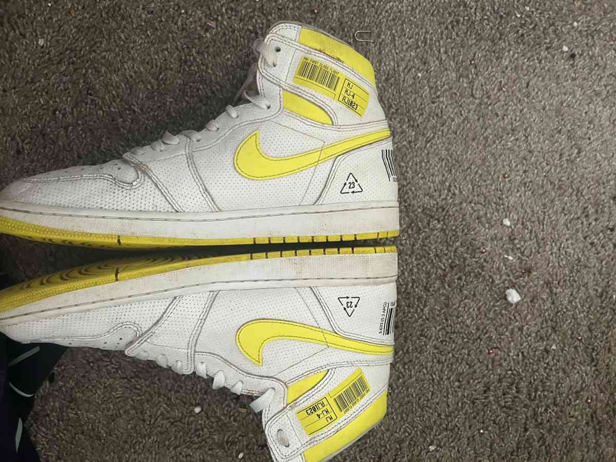 Air Jordan 1 Retro High OG First Class Flight - Reynoldsburg, Ohio