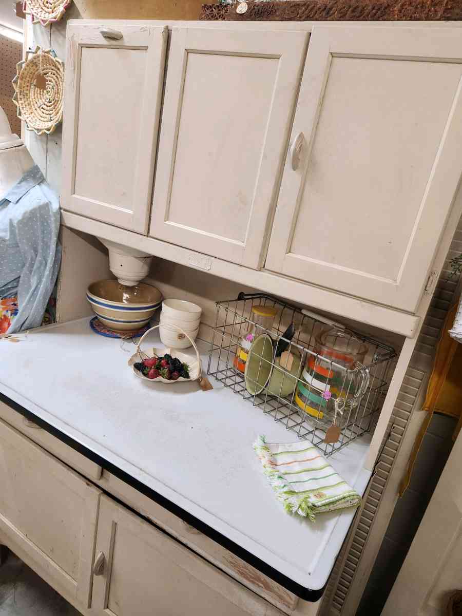 Farmhouse Primitive Hoosier Cabinet or Cupboard - Alexander, North Carolina - FleaMarketBay