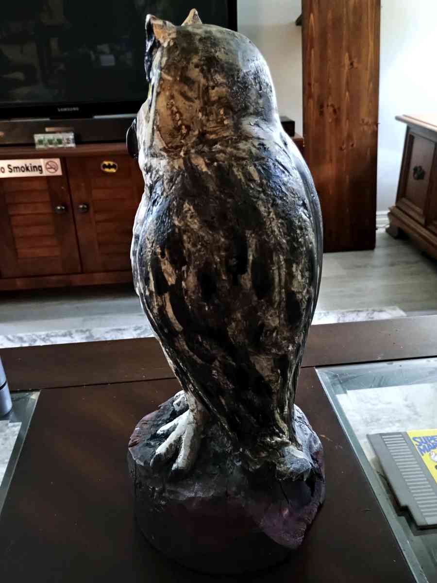 Hand Carved horned owl - New Albany, Ohio - FleaMarketBay