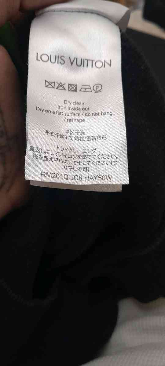 louis vuitton hoodie XL - Jacksonville, Florida - FleaMarketBay