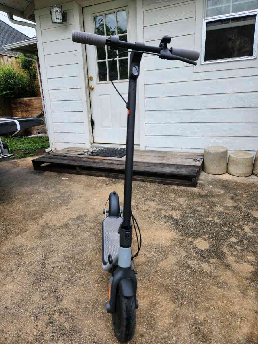 Ninebot Scooter