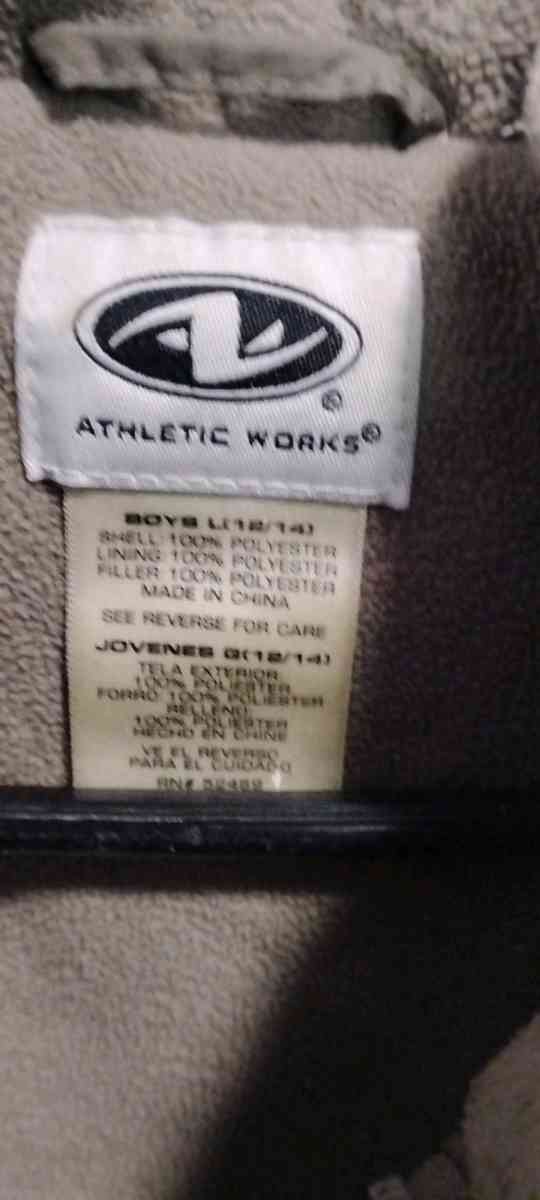 Boys Lg Athletic Works Camo Puffer Coat - Collinsville, Oklahoma - FleaMarketBay