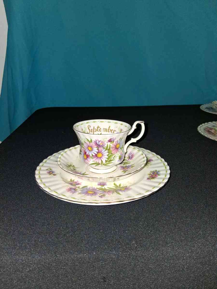 Royal Albert fine china - Aransas Pass, Texas - FleaMarketBay