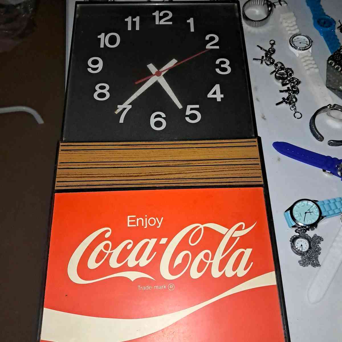 Coca Cola Clock w cord - Linden, Tennessee