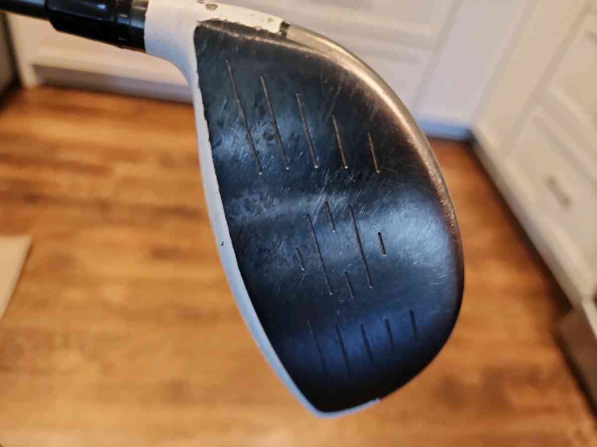 Taylormade RBZ Driver with Matrix Ozik Flex S shaft w cover - Greensboro, North Carolina - FleaMarketBay