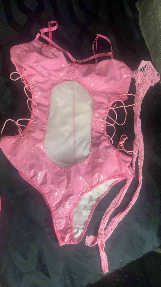 new sexy lingerie size Medium - New Britain, Connecticut