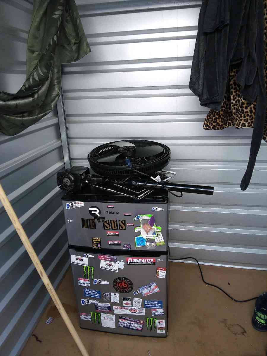 31 cubic ft refrigerator - Atlanta, Georgia - FleaMarketBay