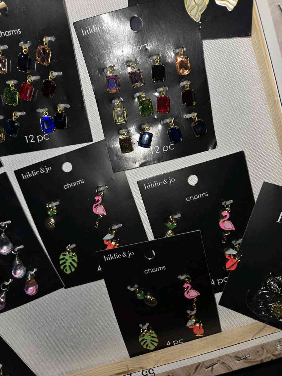 bundle of brand new charms an pendants selling together - Manteca, California - FleaMarketBay
