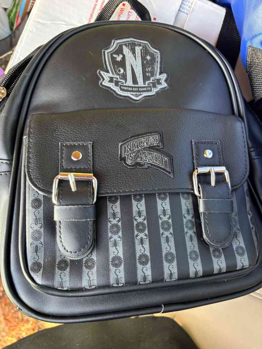 bag wendsday Adam - Zebulon, North Carolina