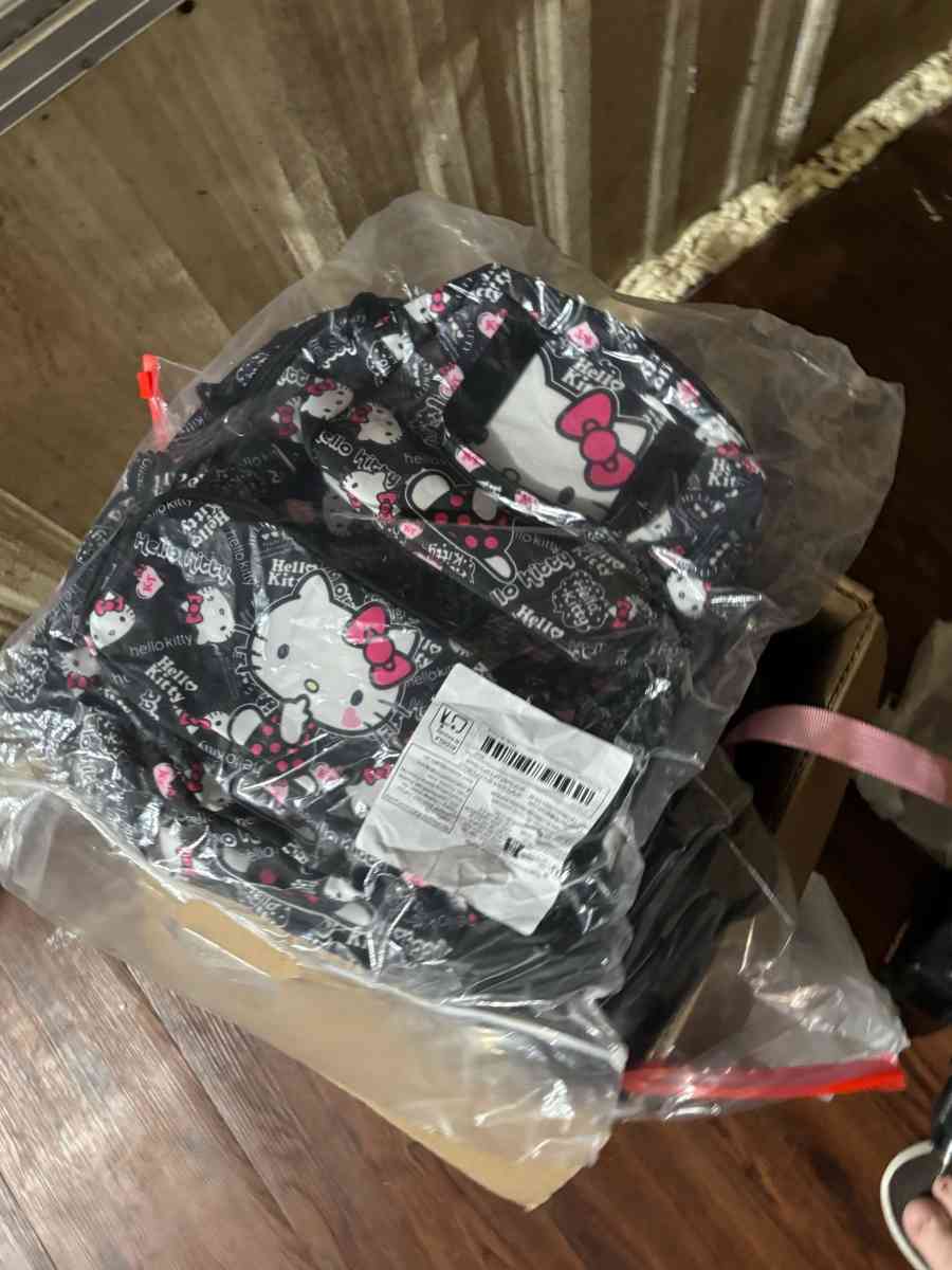 bags all are new - Zebulon, North Carolina - FleaMarketBay