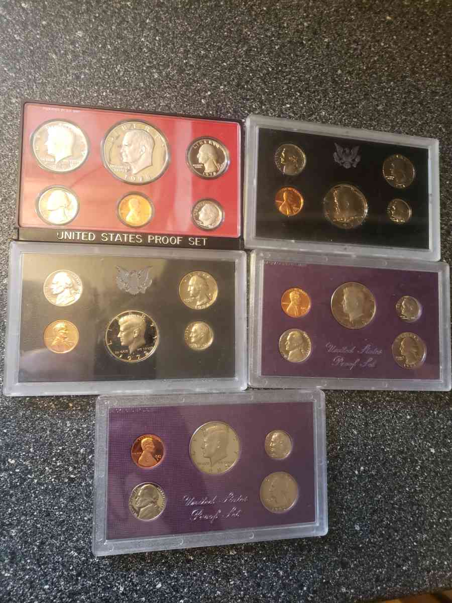5 USA mint sets - Suffield, Connecticut