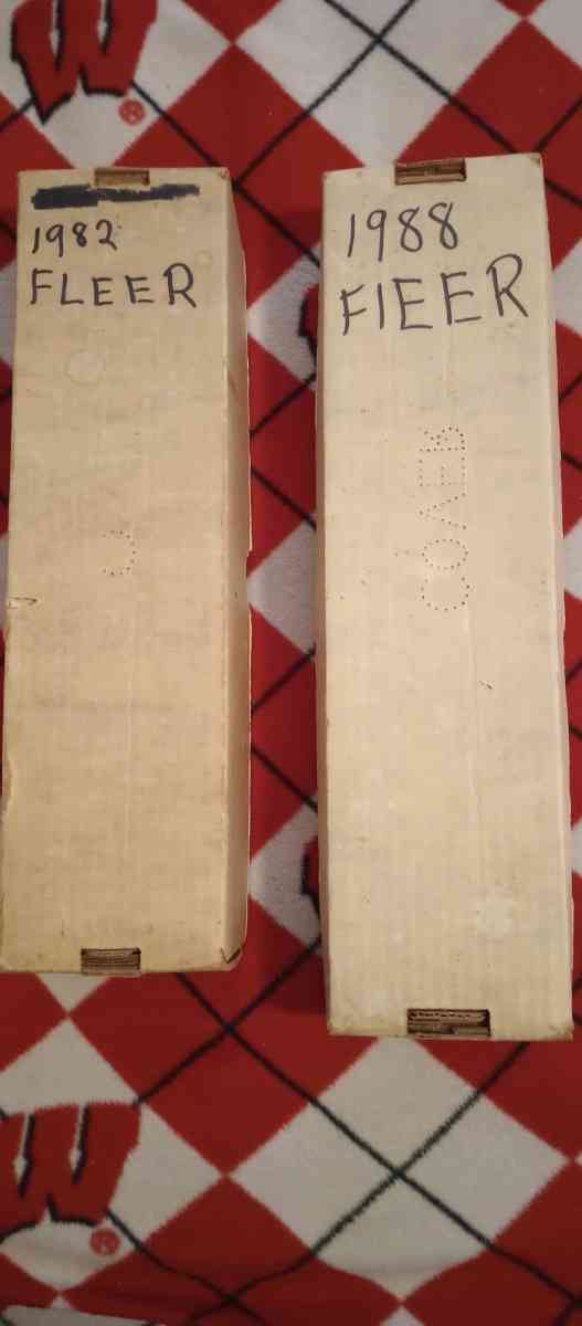 Sports cards - Dane, Wisconsin