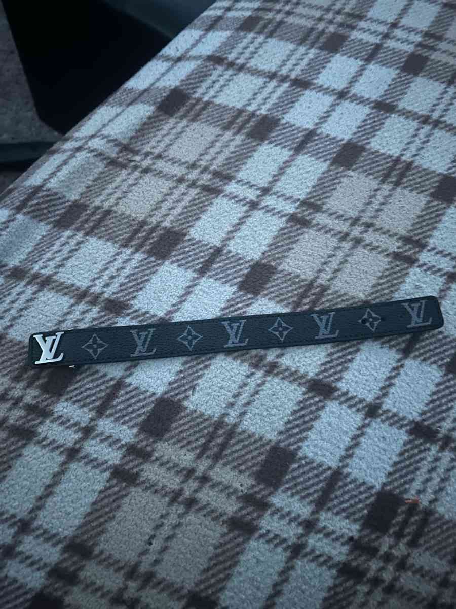 Louis Vuitton slim bracelet - Reynoldsburg, Ohio - FleaMarketBay