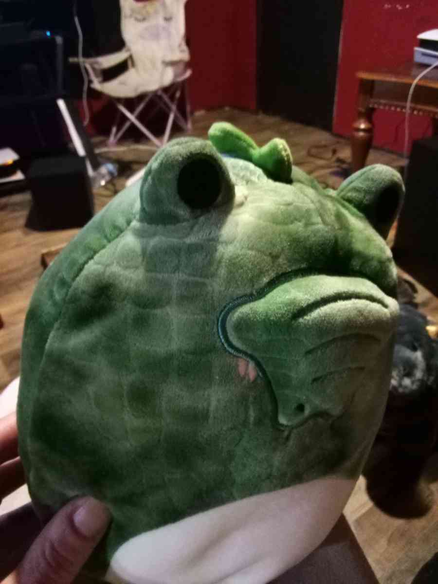 stuffed plush dinosaur - Mc Minnville, Tennessee