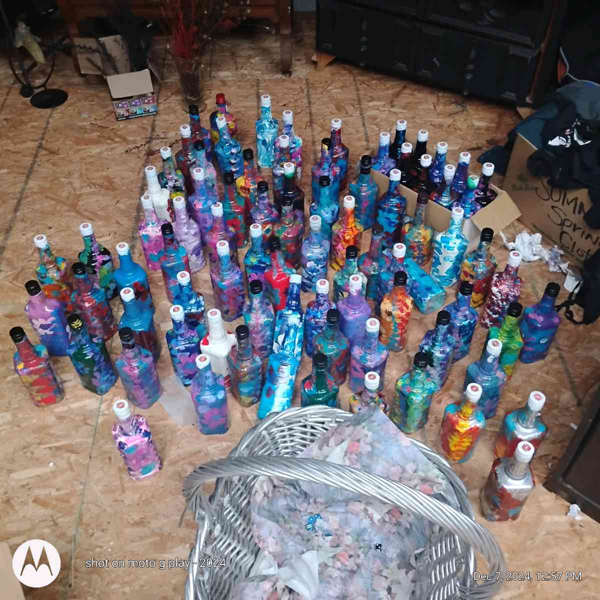 hand painted bottles Great for wedding tablesets - Toledo, Washington