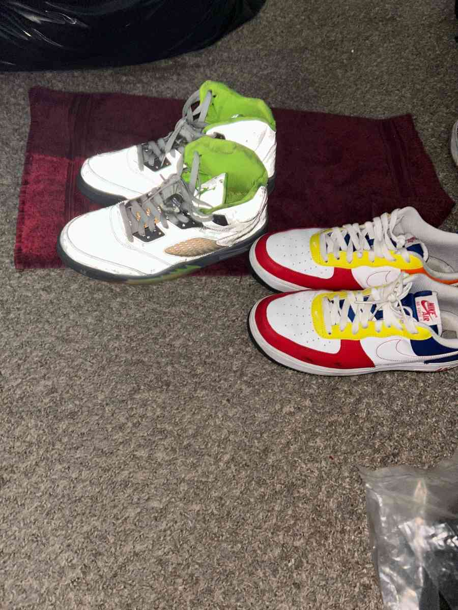 jordan 5s  nikes - Houston, Texas - FleaMarketBay