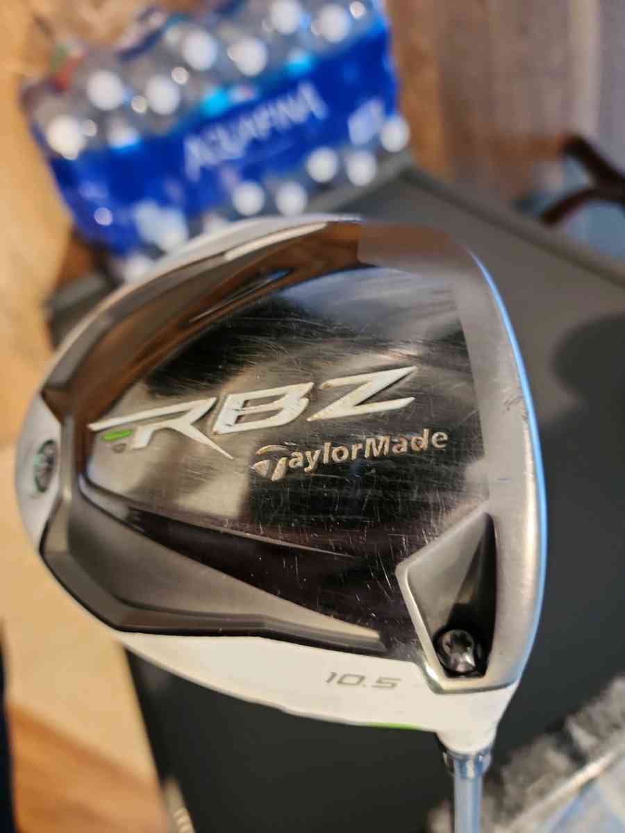 Taylormade RBZ Driver with Matrix Ozik Flex S shaft w cover - Greensboro, North Carolina - FleaMarketBay