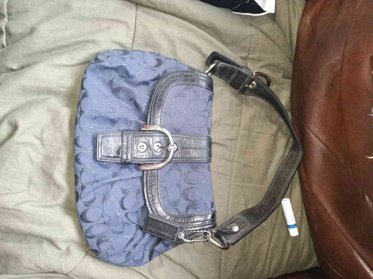 coach purse - Pilot, Virginia - FleaMarketBay