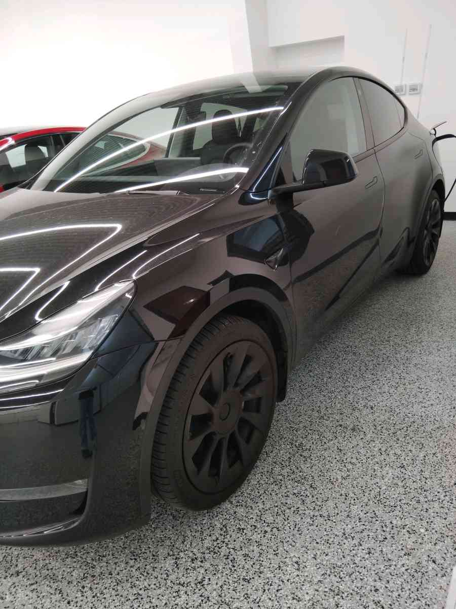 2022 Tesla Model Y Long Range - Greenville, Texas - FleaMarketBay