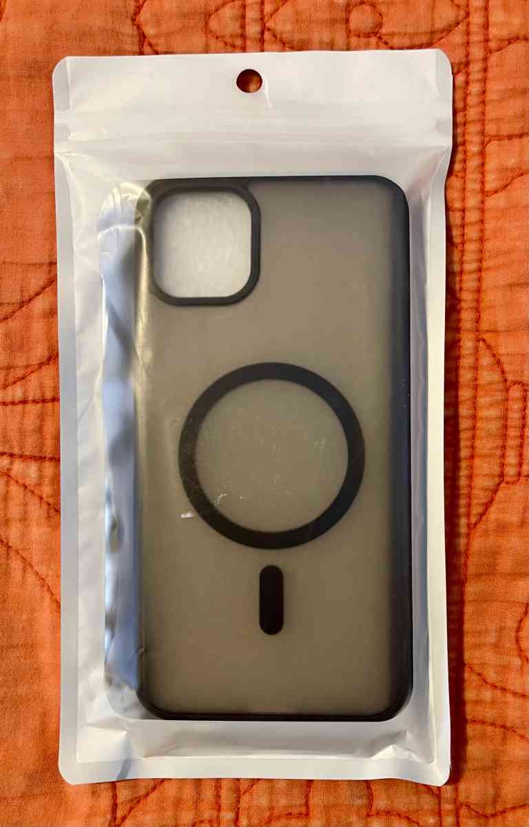 IPhone 11 Pro Max 64G Bundle - Charlotte, North Carolina - FleaMarketBay