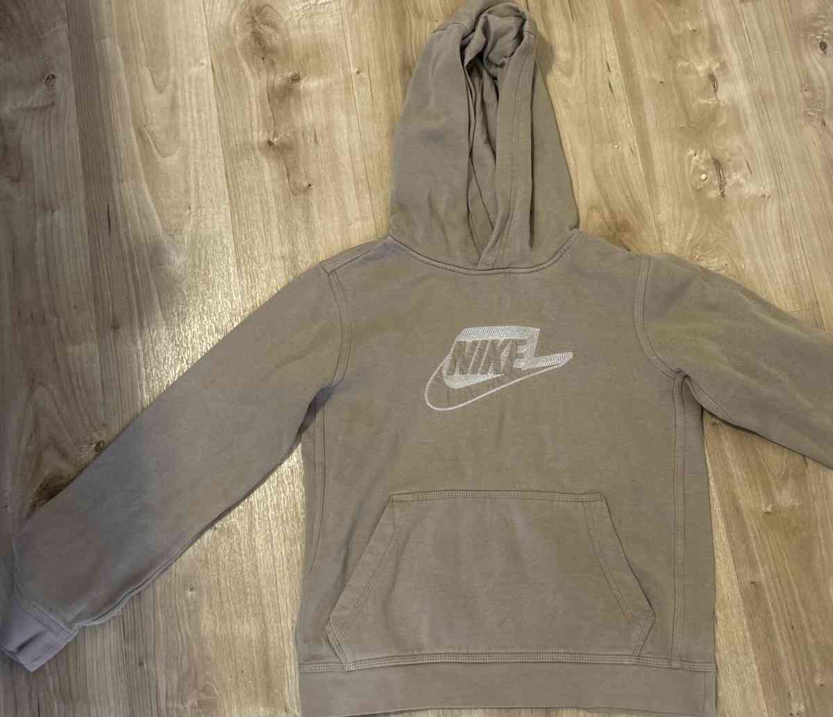 2 hoodies - Austell, Georgia