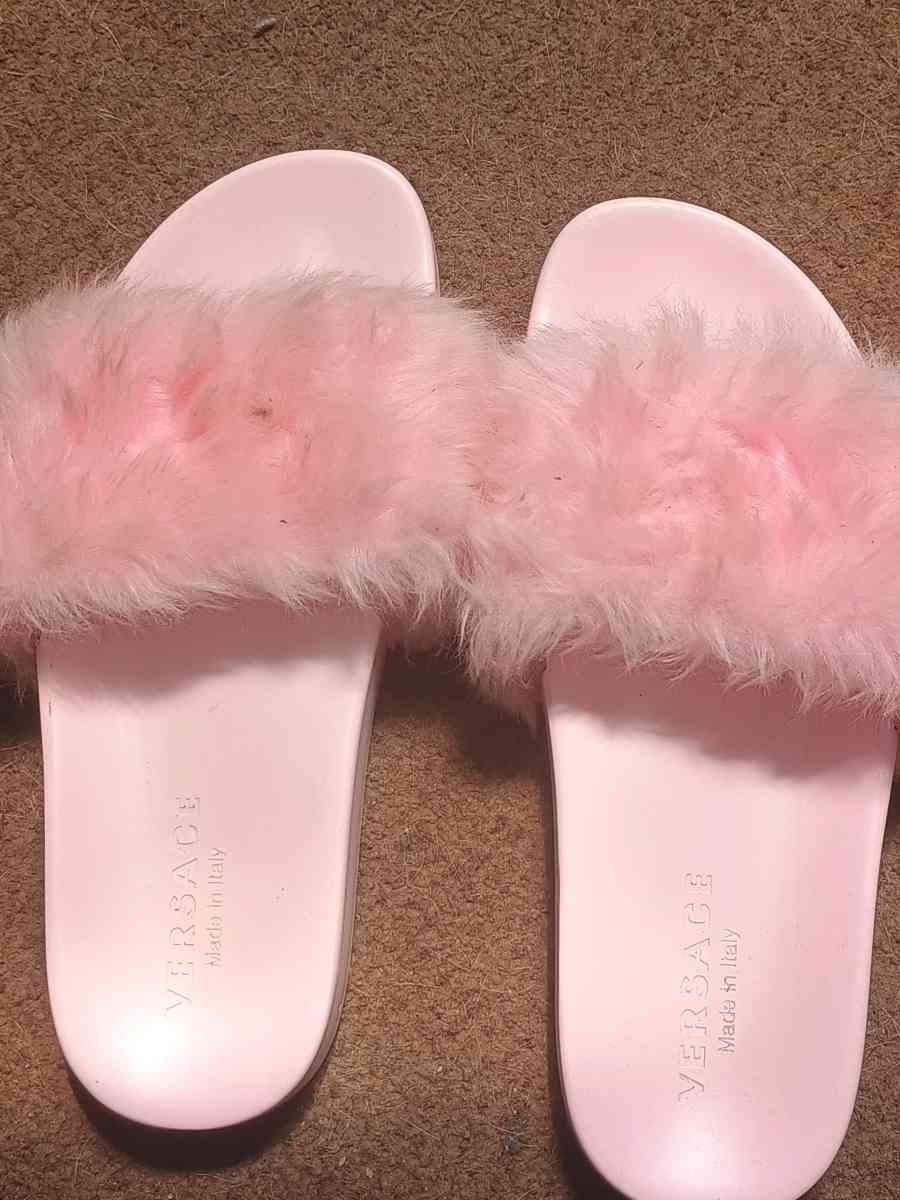 Versace slippers - Pilot, Virginia - FleaMarketBay