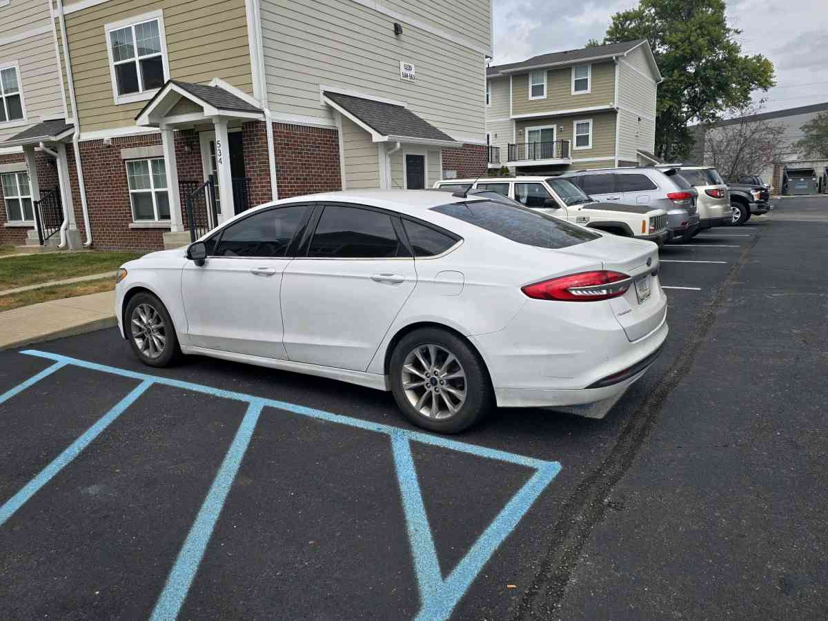 Ford Fusion 2017 - Indianapolis, Indiana - FleaMarketBay
