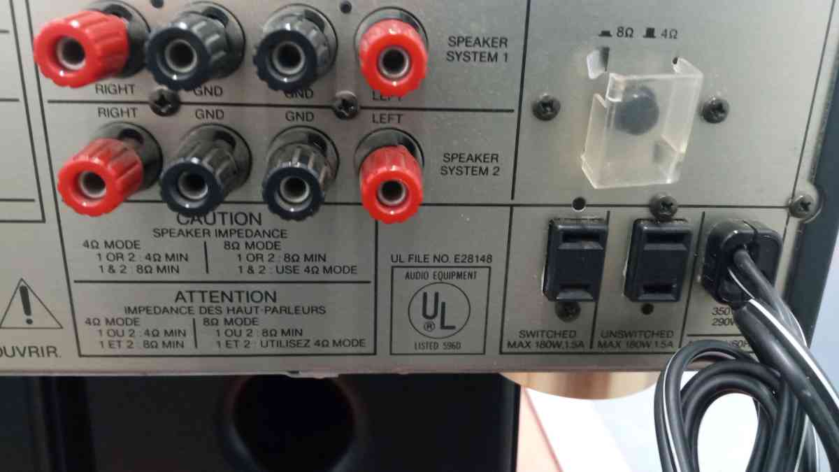 the stereo receiver Harman kardon  speaker - Atherton, California - FleaMarketBay