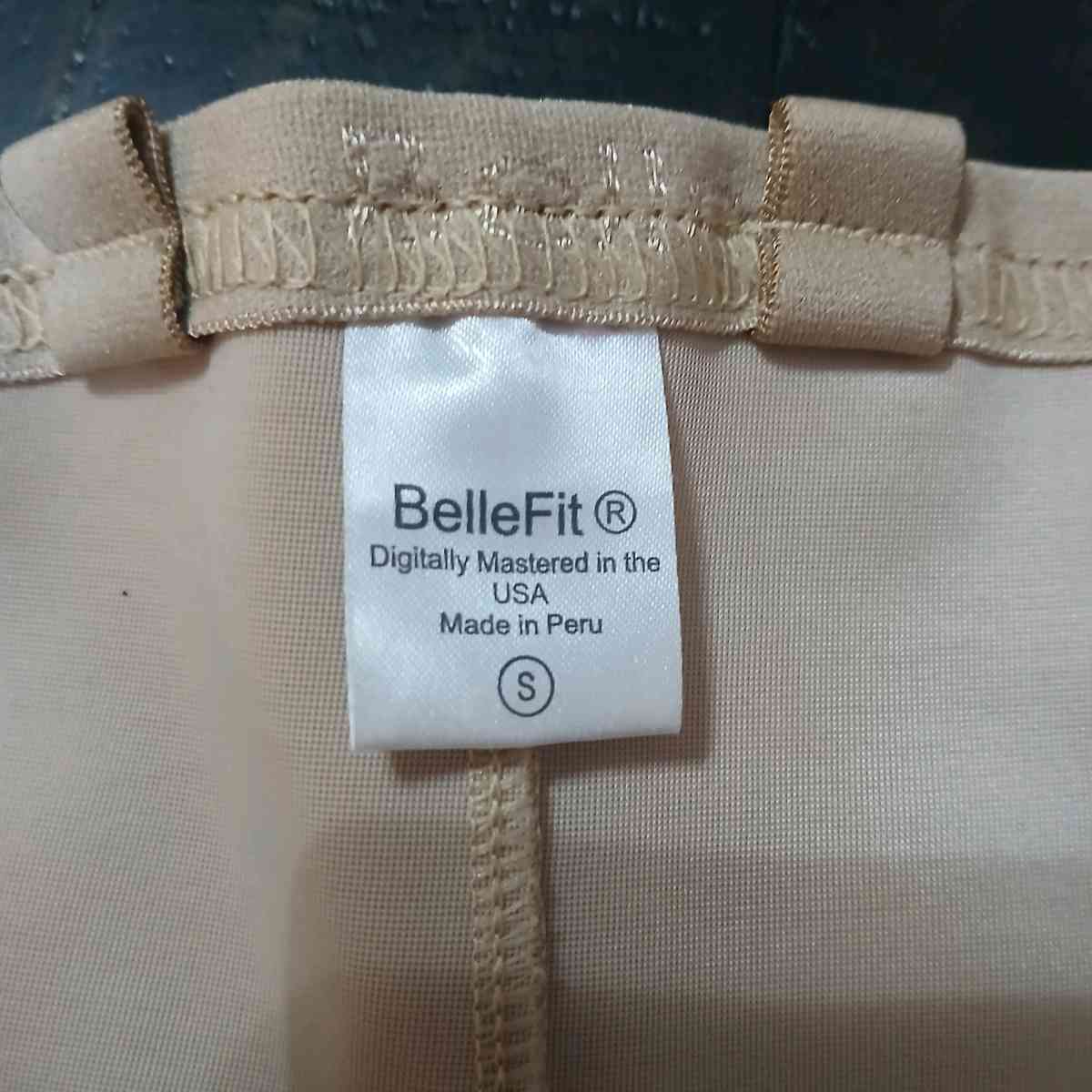 Belle Fit Corset Size S - Indianapolis, Indiana - FleaMarketBay