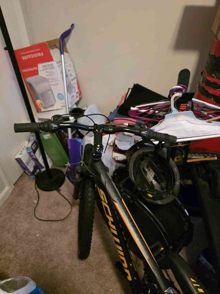 Schwinn bike with helmet - Olive Branch, Mississippi - FleaMarketBay