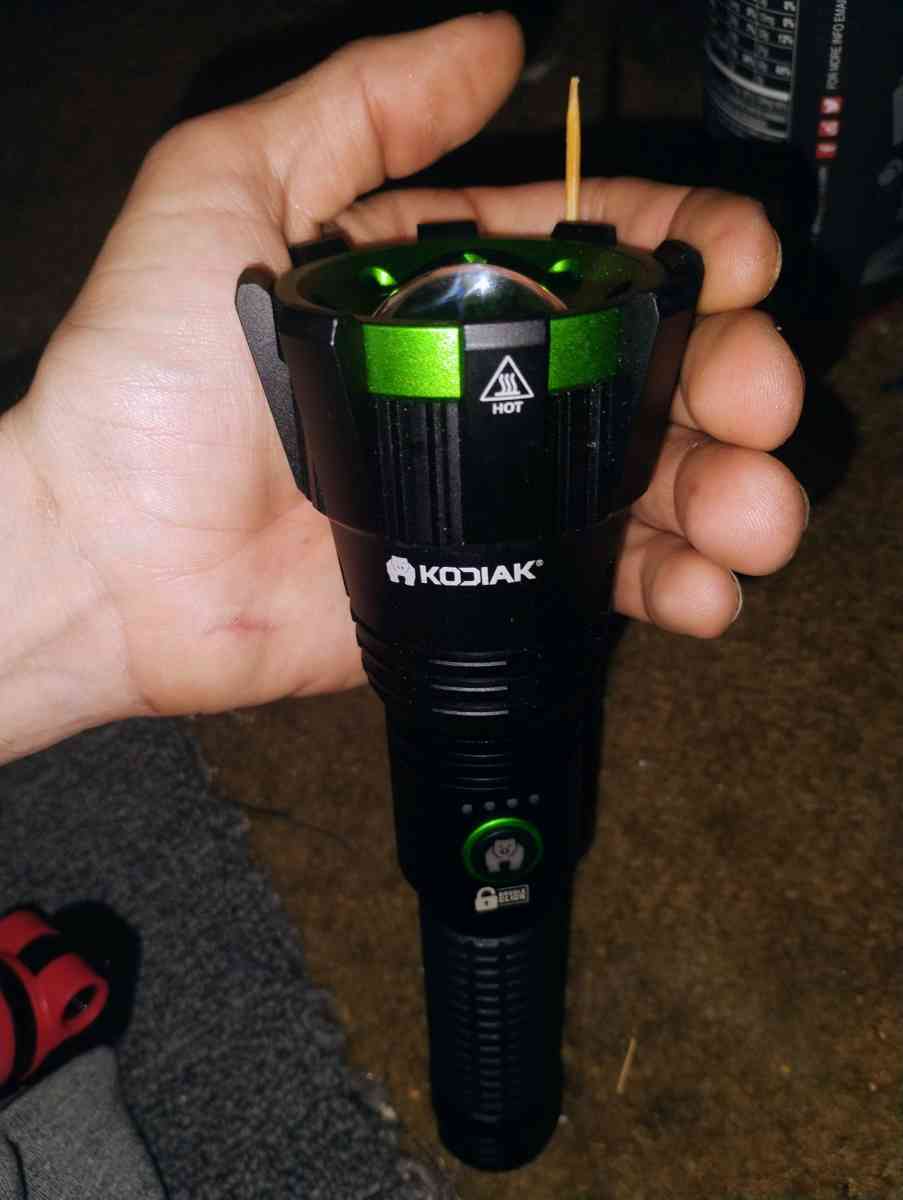 Kodiak flashlight - Akron, Ohio - FleaMarketBay