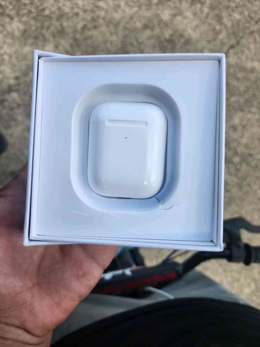 Airpod Generation 1 - Houston, Texas - FleaMarketBay