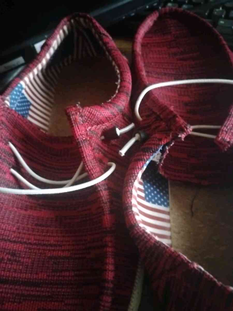 size 13 men tennis shoes - Saint Joseph, Missouri - FleaMarketBay