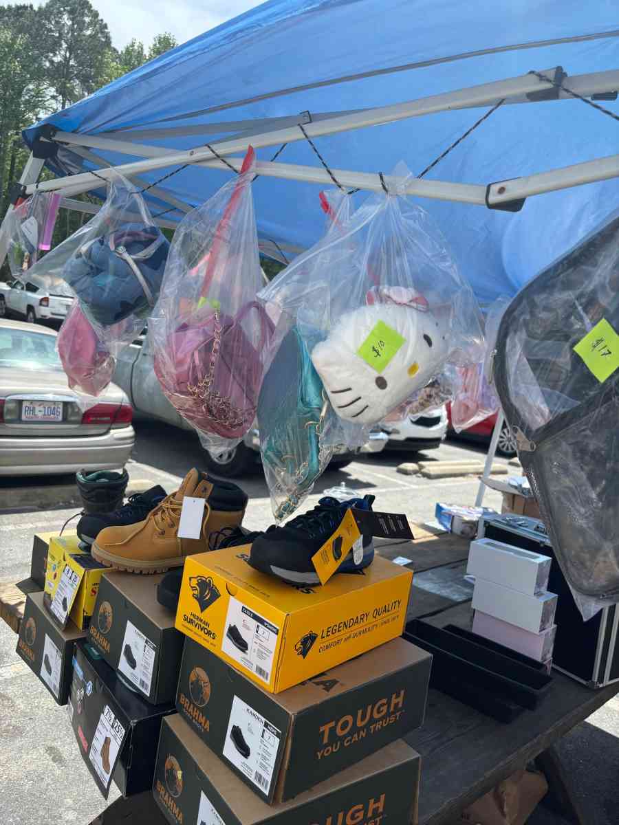 bags all are new - Zebulon, North Carolina