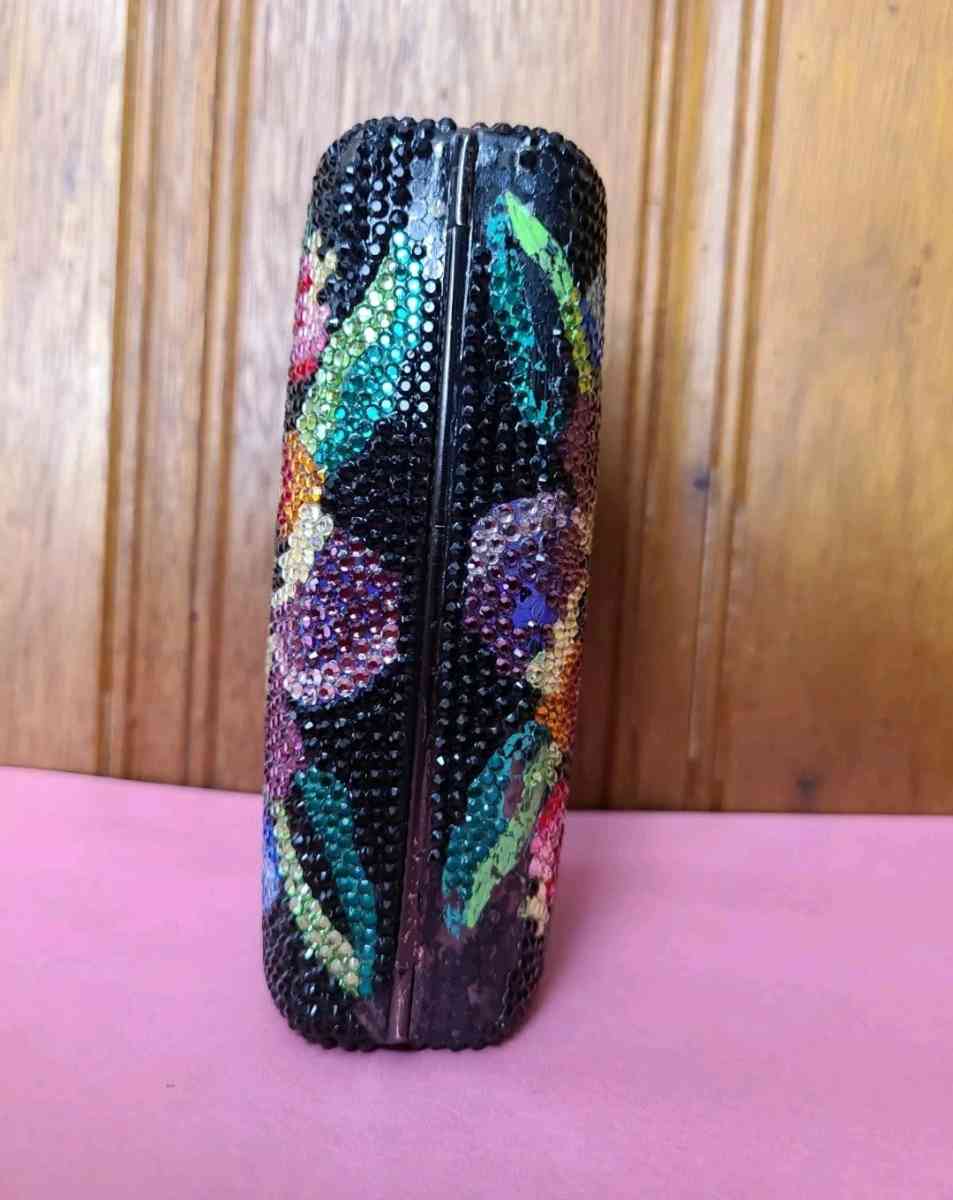 Multicolored Rhineston Flower Shape Clutch Bag Chain and Han - Akron, Ohio - FleaMarketBay