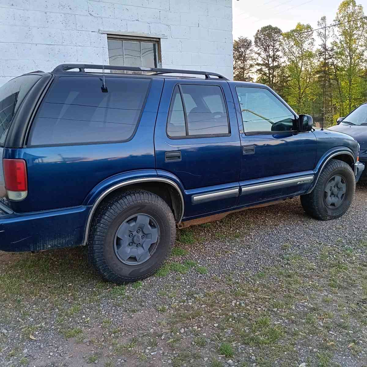 2001 chevy blazer - Morganton, North Carolina - FleaMarketBay