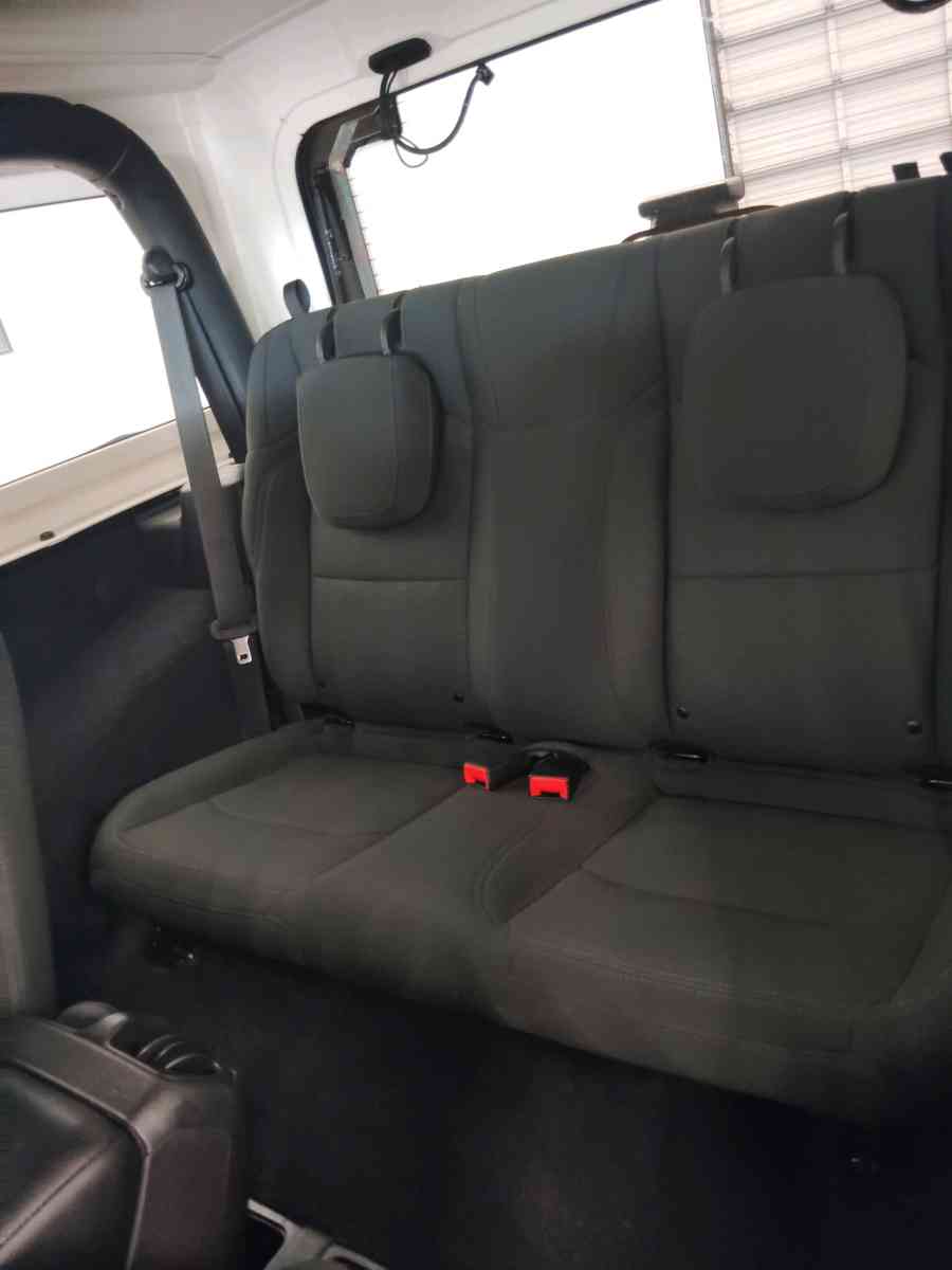 2019 Jeep Wrangler Sahara Unlimited - Greenville, Texas - FleaMarketBay