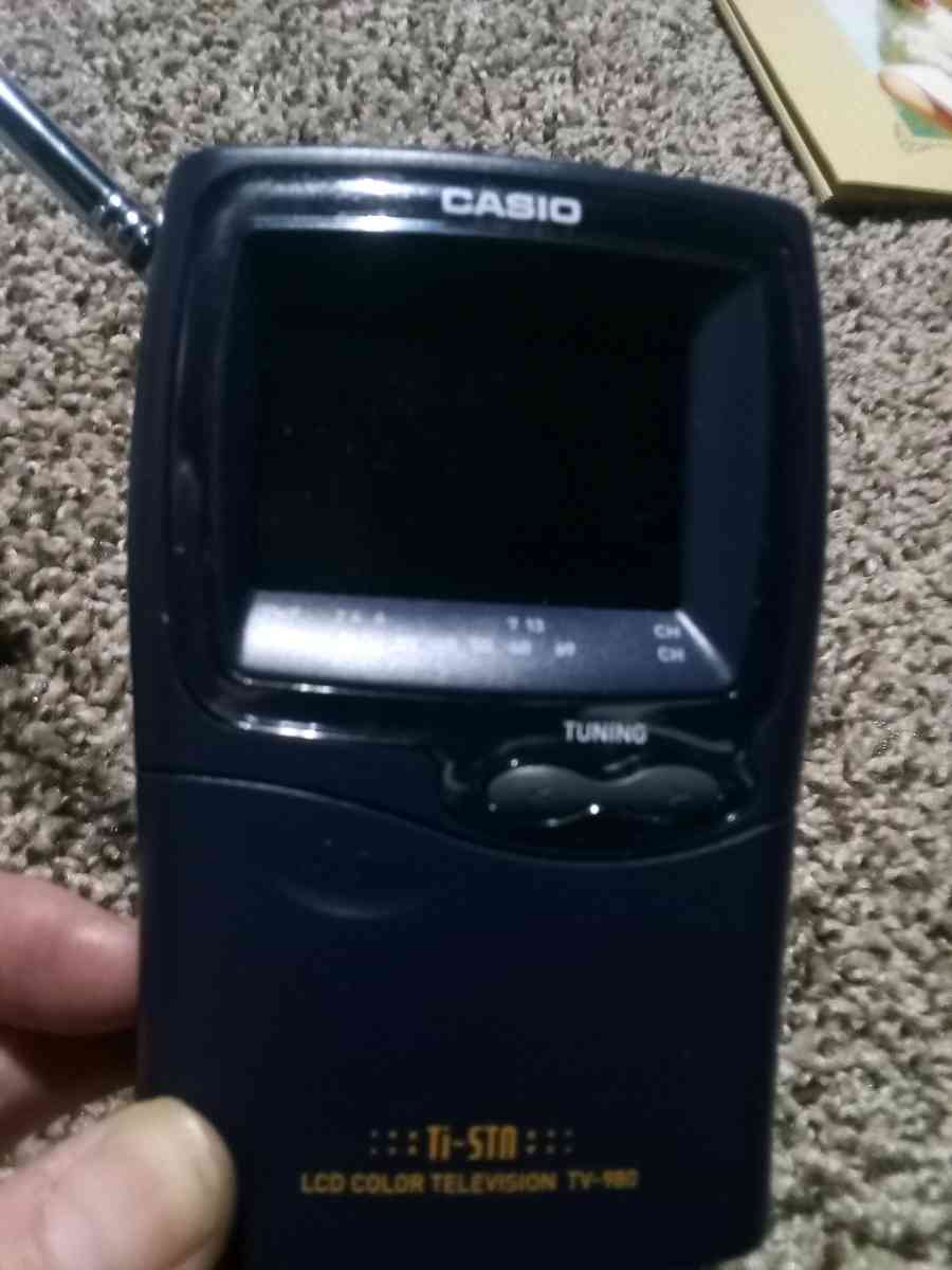 vintage hand held tv casio