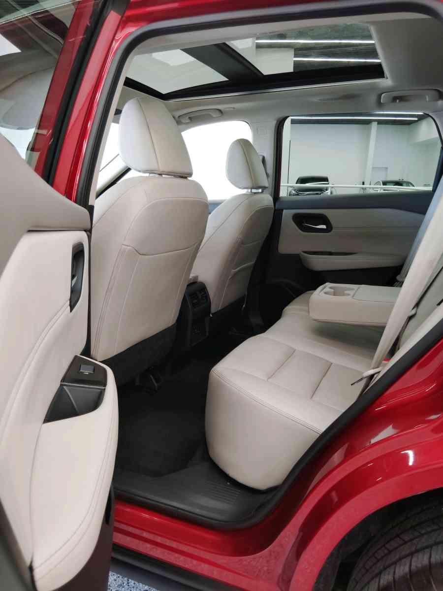 2023 Nissan Rogue SL - Greenville, Texas - FleaMarketBay