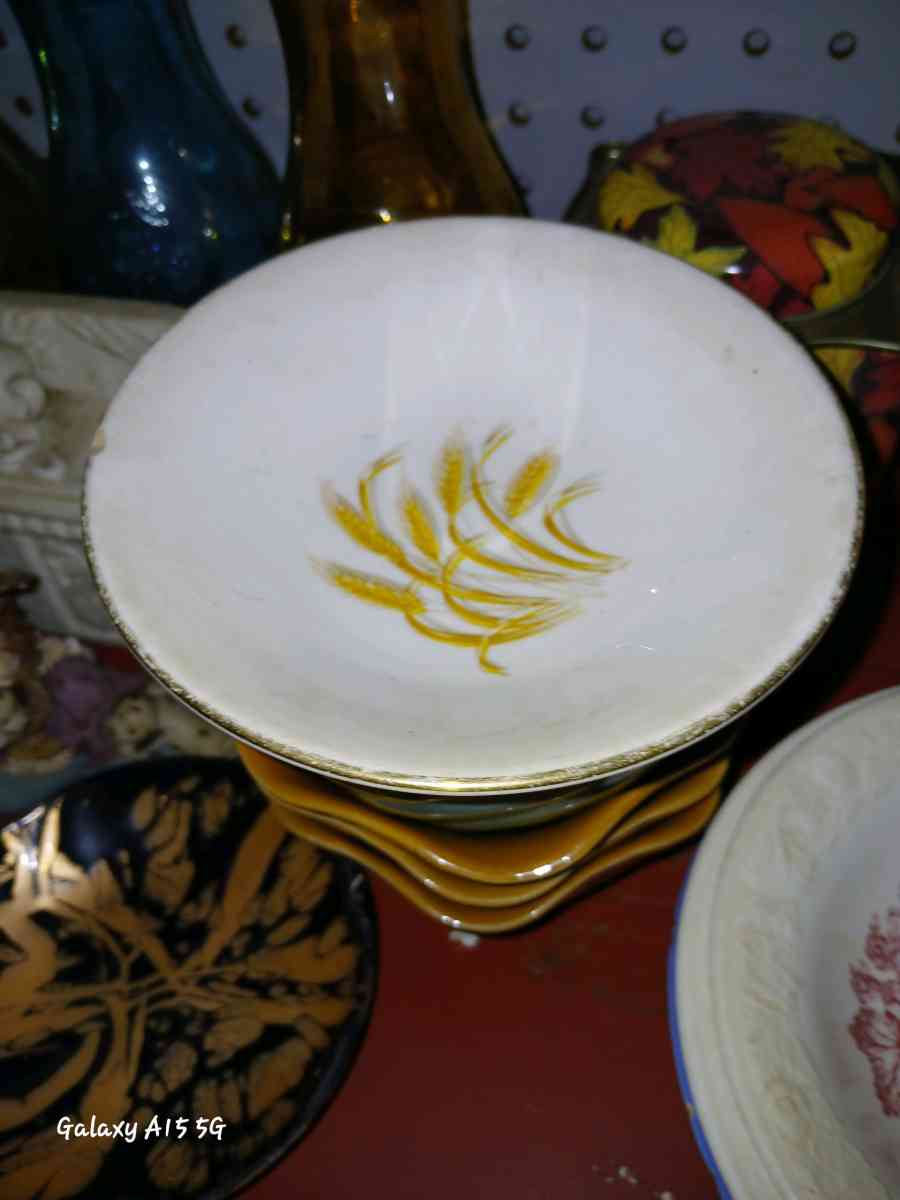 homerlaughlin golden wheat plate 22 k gold - Jonesville, Virginia