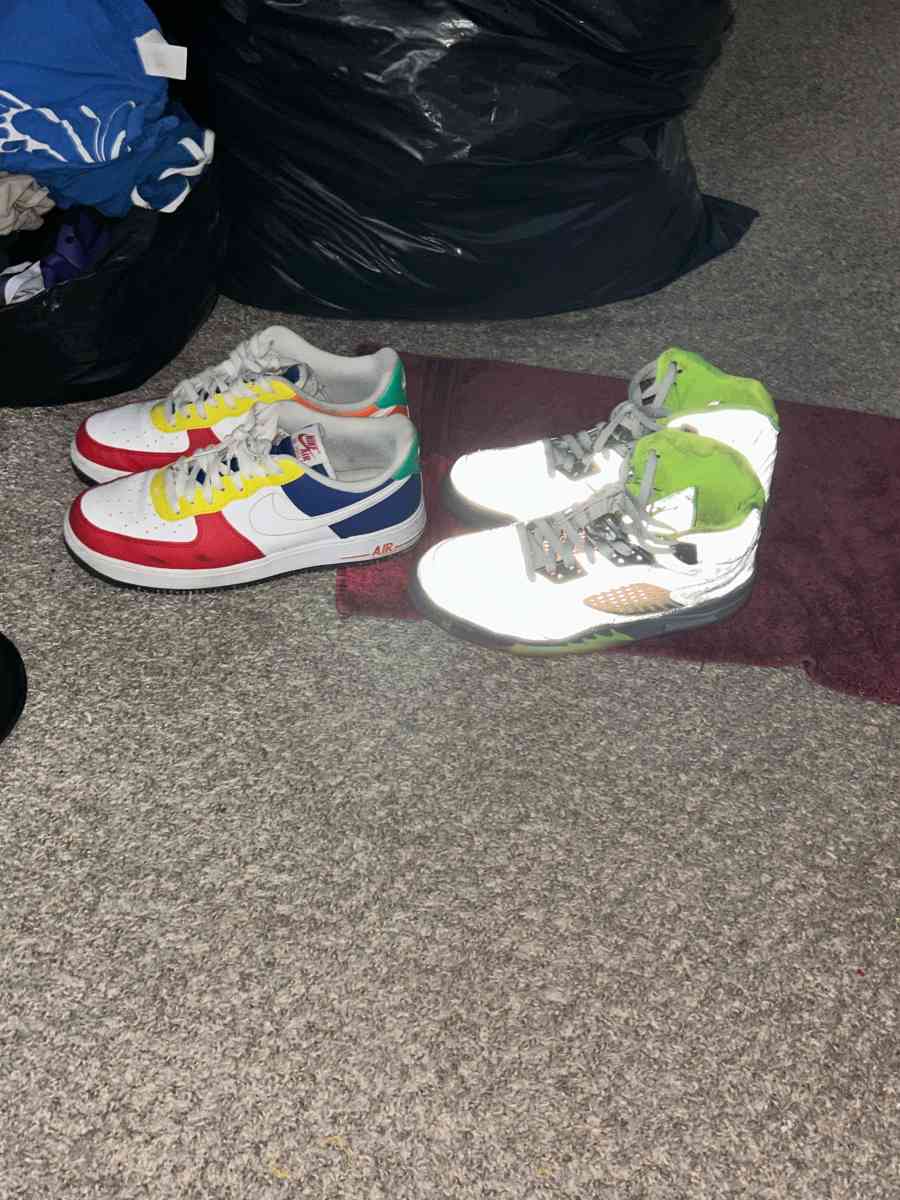 jordan 5s  nikes - Houston, Texas