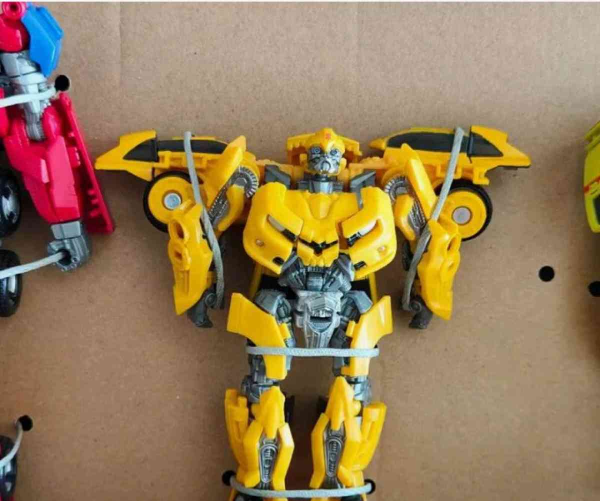 Transformers - Gainesboro, Tennessee - FleaMarketBay