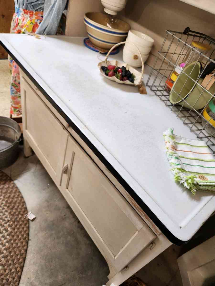 Farmhouse Primitive Hoosier Cabinet or Cupboard - Alexander, North Carolina - FleaMarketBay