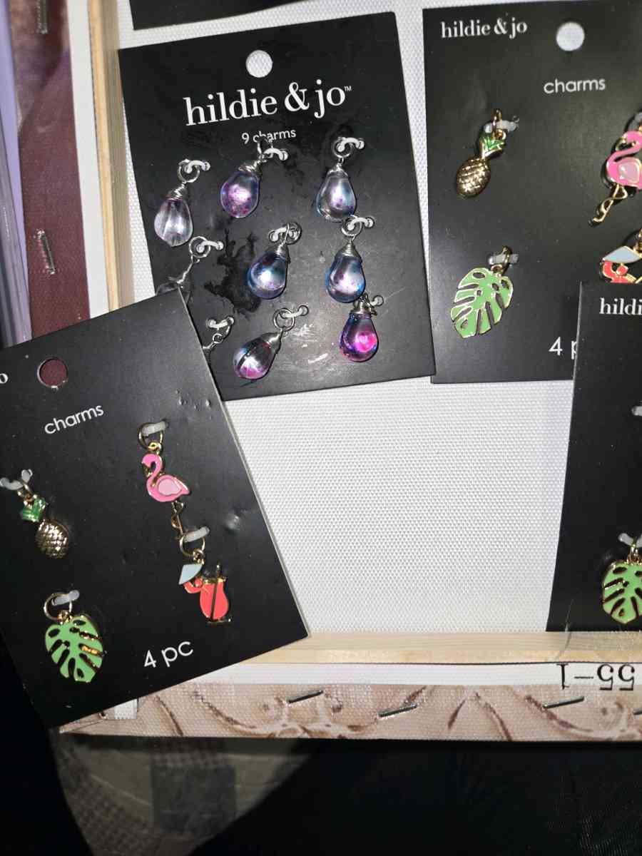 bundle of brand new charms an pendants selling together - Manteca, California - FleaMarketBay