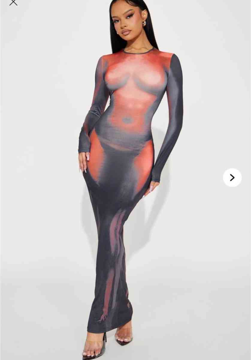 dress - Visalia, California