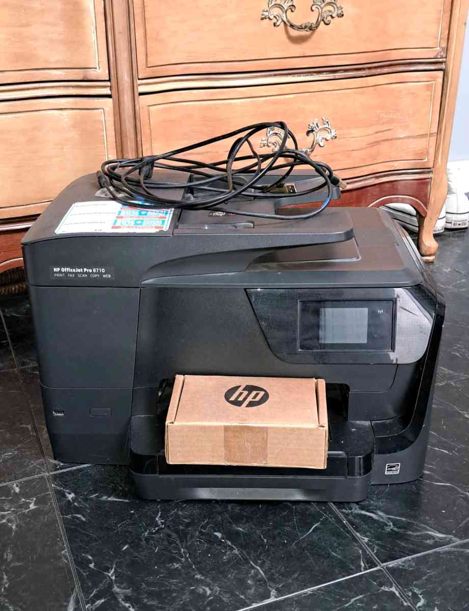 Never used HP printer scanner new ink included