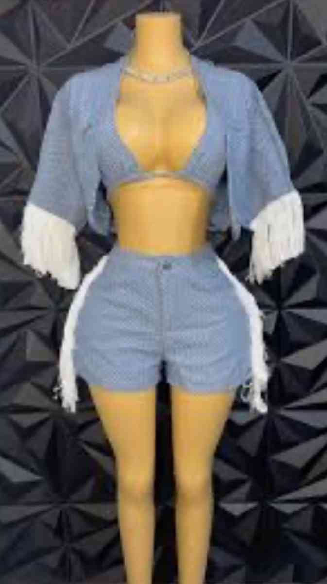 Jean outfit 3 pc size medium - New Britain, Connecticut