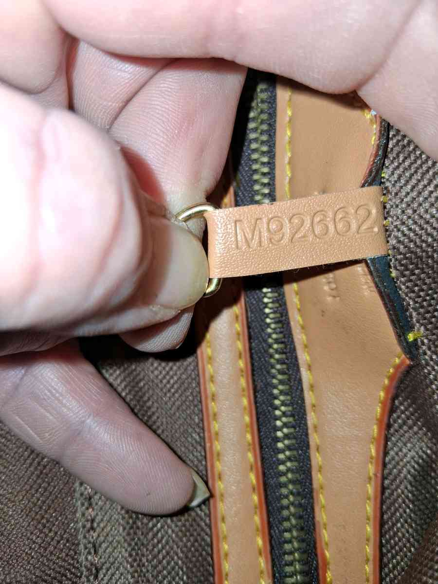 Louis Vuitton bucket purse - Saint Louis, Missouri - FleaMarketBay