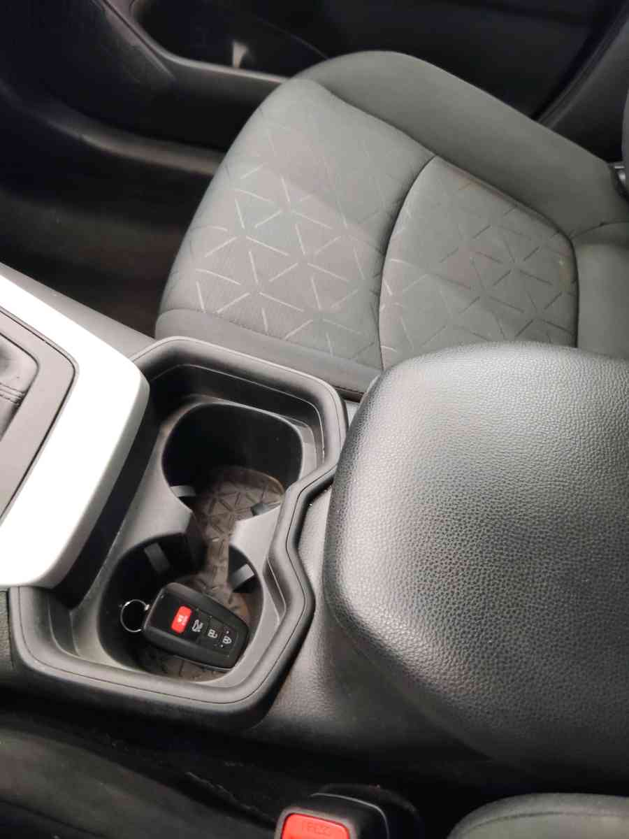 2021 Toyota RAV4 XLE - Greenville, Texas - FleaMarketBay